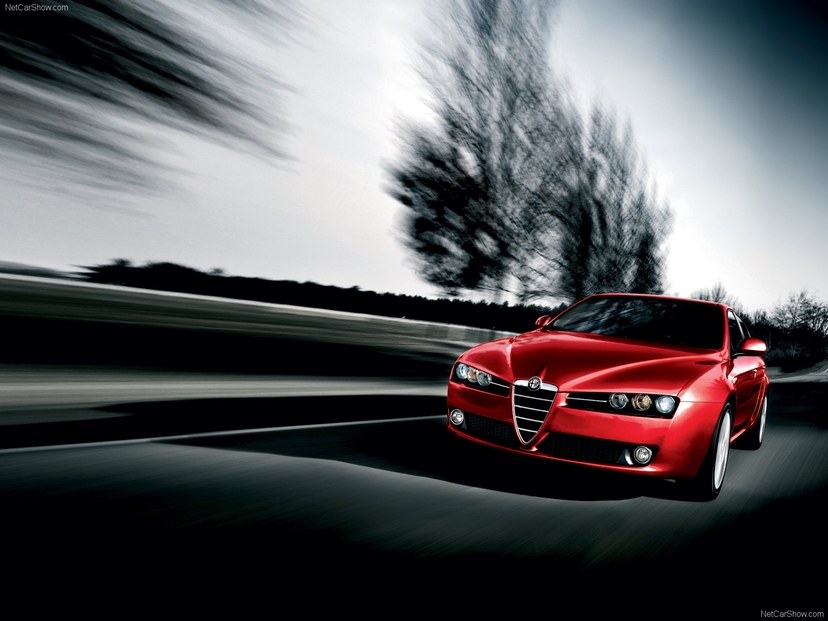 Alfa Romeo 159 2009: İtalyan Zarafeti ve Sportif Dinamizmin Buluşması