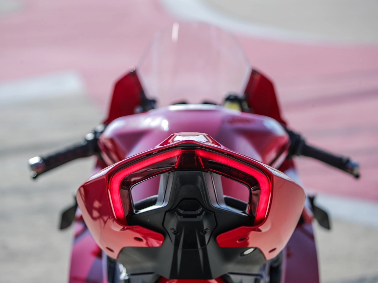 Ducati Panigale V4 2023 Arka Görünüm