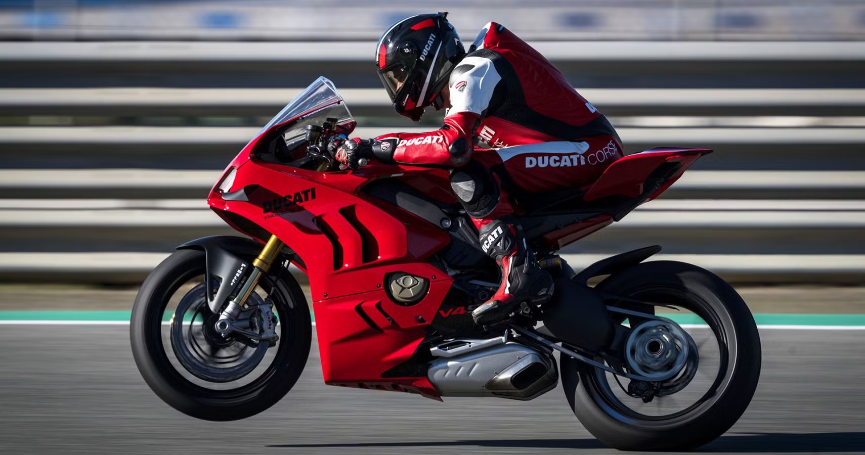 Ducati Panigale V4 2023 Tork Performansı