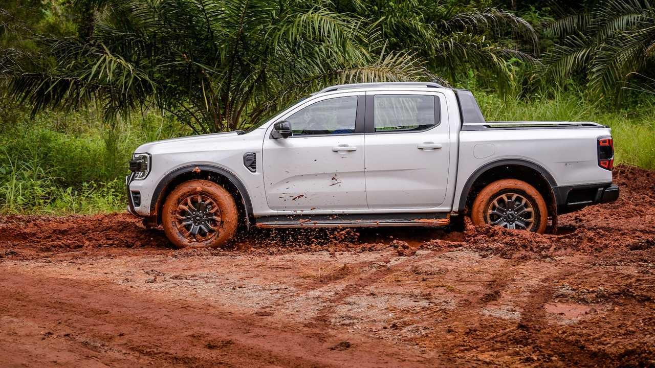 Ford Ranger 2022 Yan Görünüm