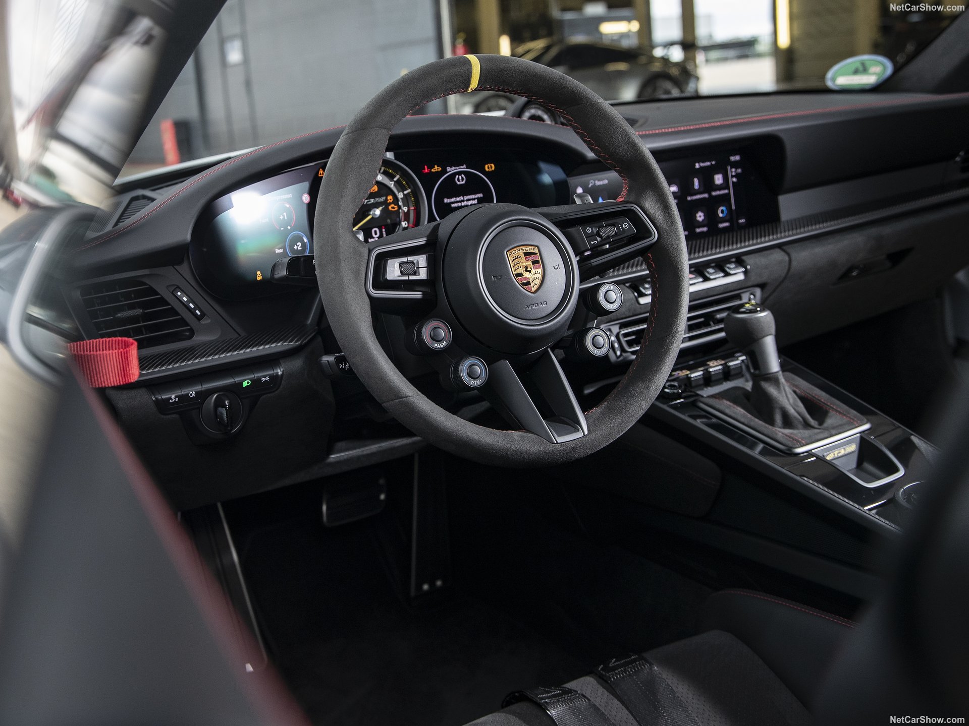 Porsche 911 GT3 RS 2023 İç Mekan