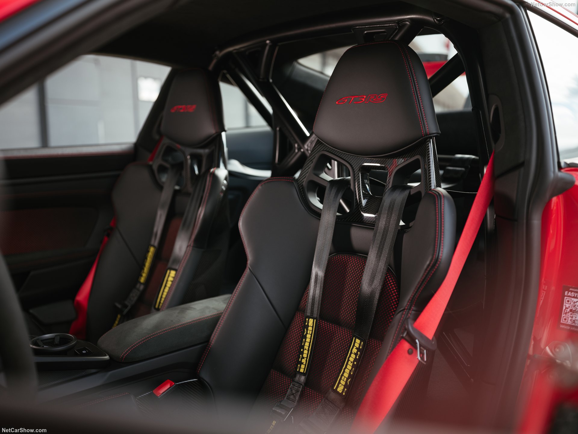 Porsche 911 GT3 RS 2023 Koltuklar
